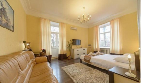 Отель Smile Khreschatyk Kyiv  Киев
